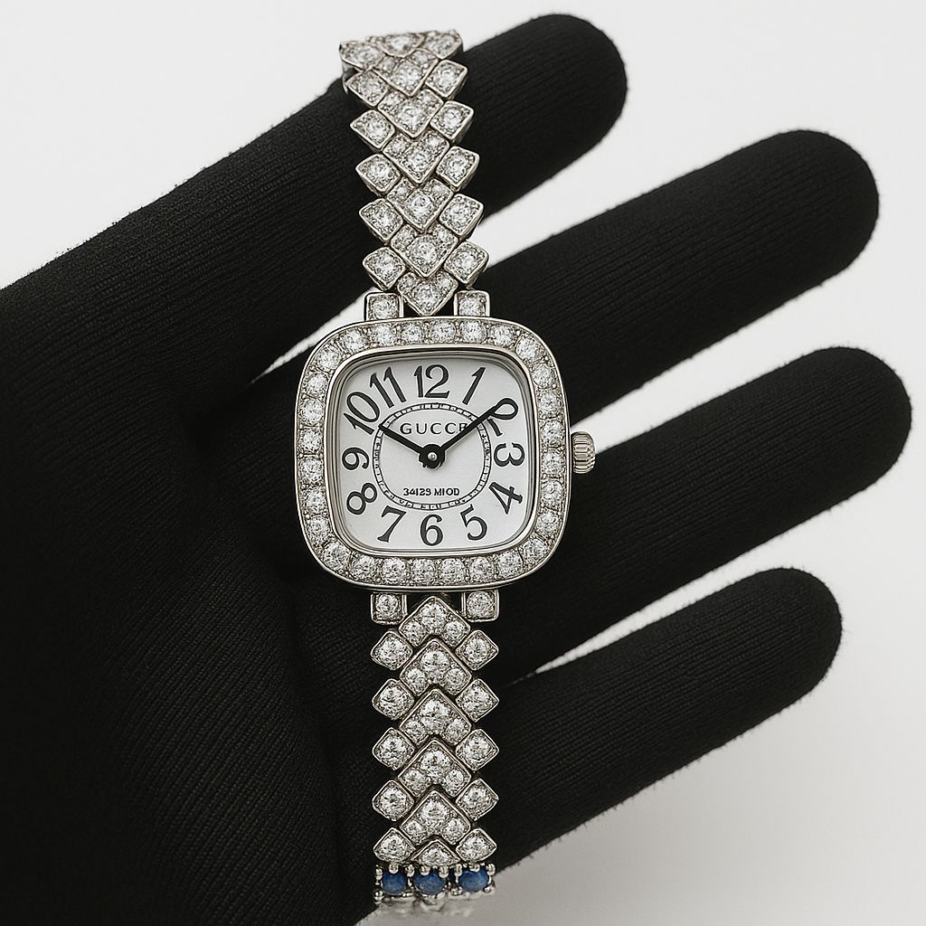 Gucci New Analog Women Luxury Watch.